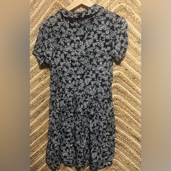 Urban Outfitters Kimchi Blue Women Short Sleeve Floral Button Up Dress,Size XS - Picture 4 of 11